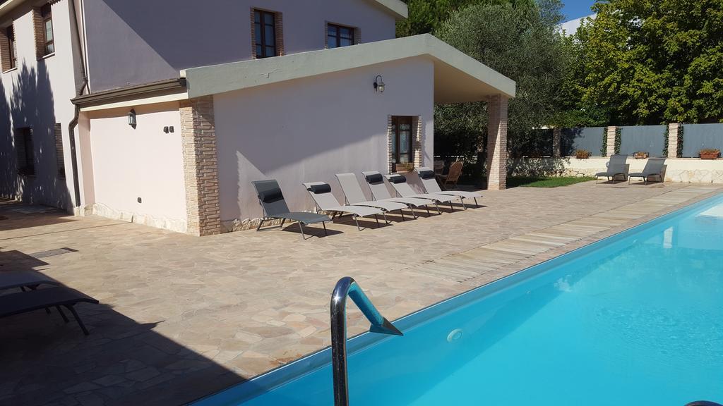 Gentarrubia Bed & Breakfast Capoterra Exterior photo